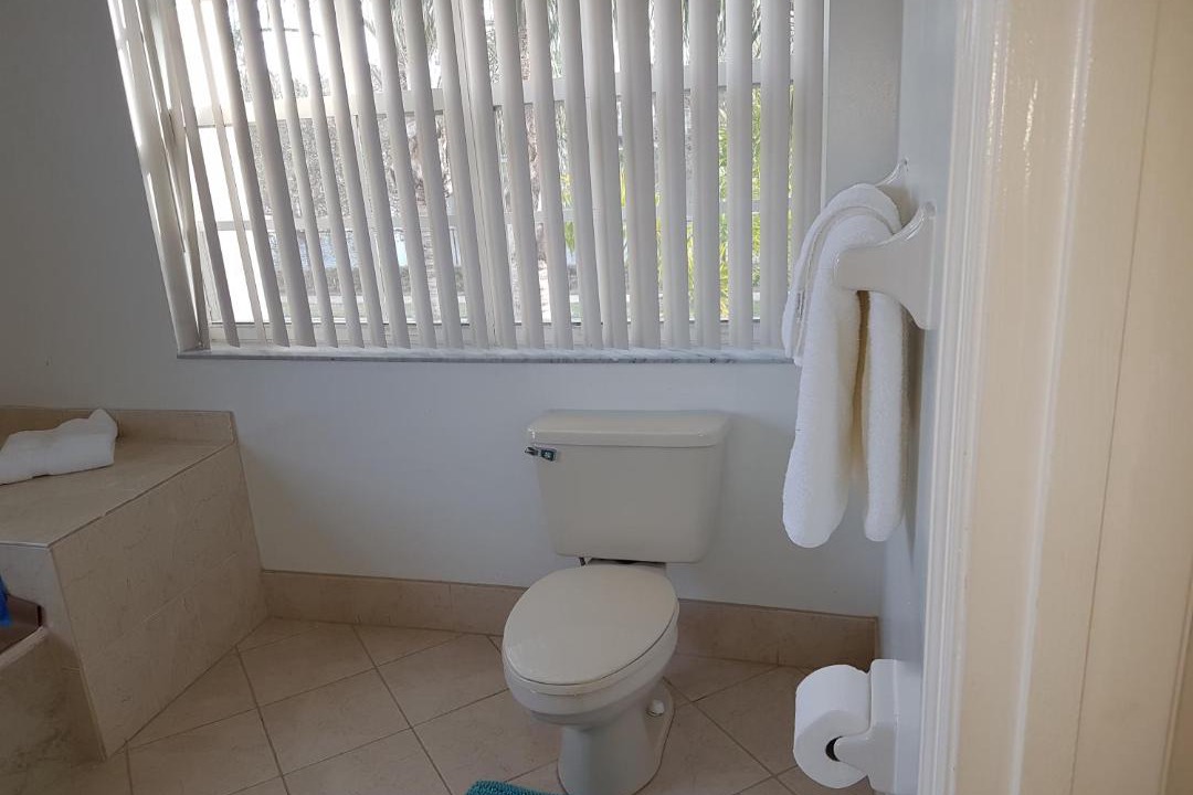 Photo of Bathroom in Sunrise