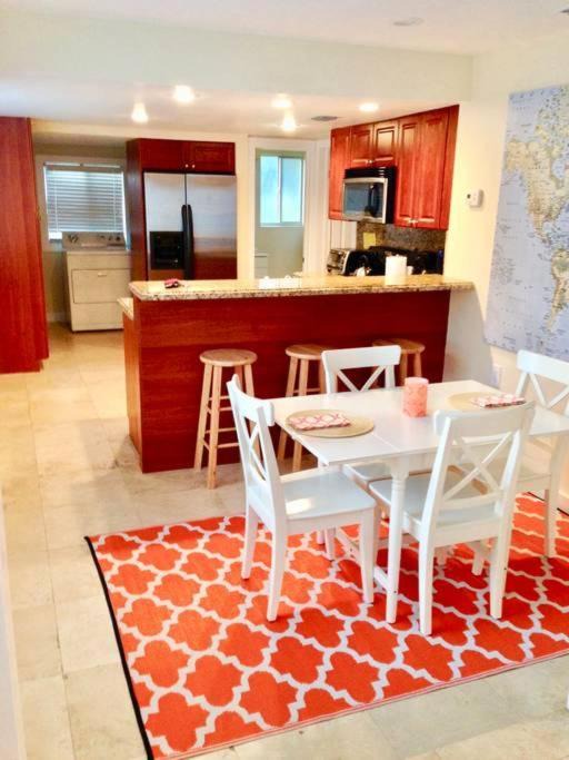 Photo of Livingroom in Southwest Coconut Grove