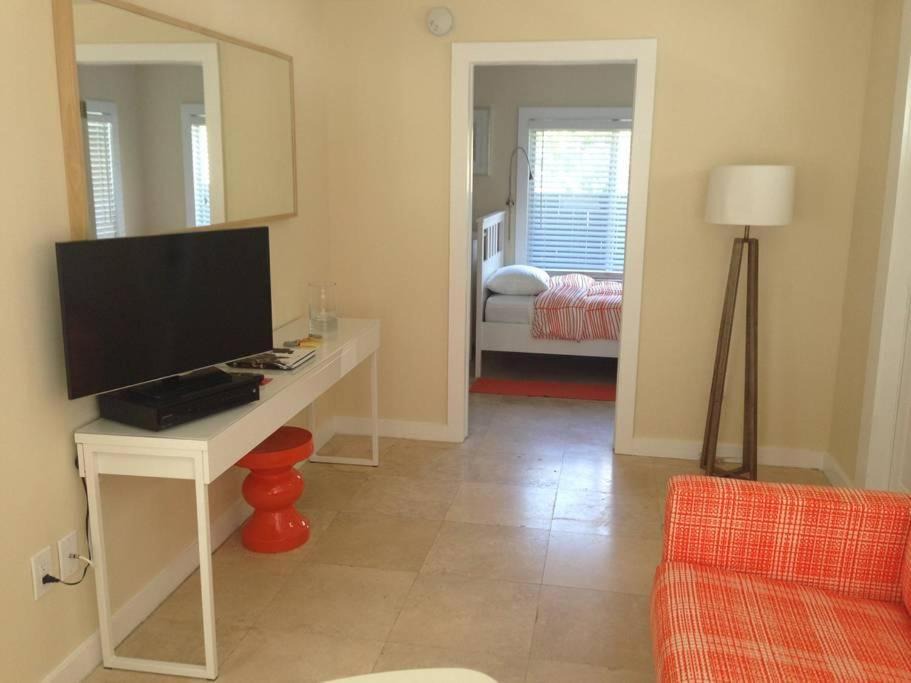 Photo of Livingroom in Southwest Coconut Grove