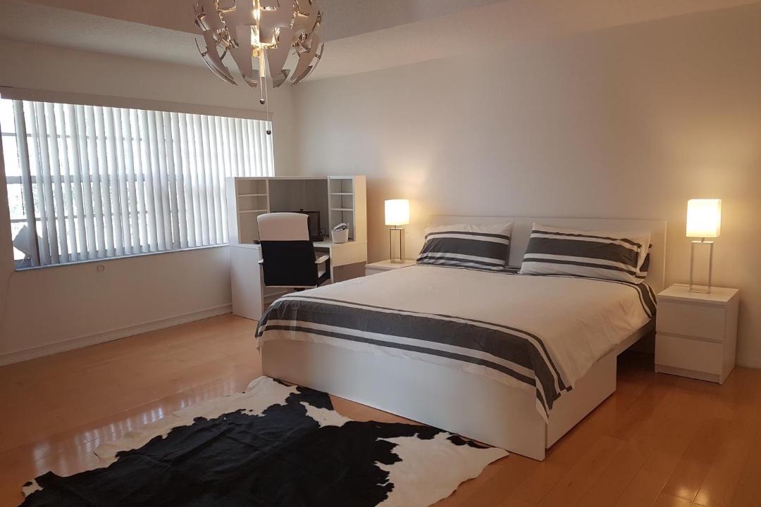 Photo of Bedroom in Sunrise