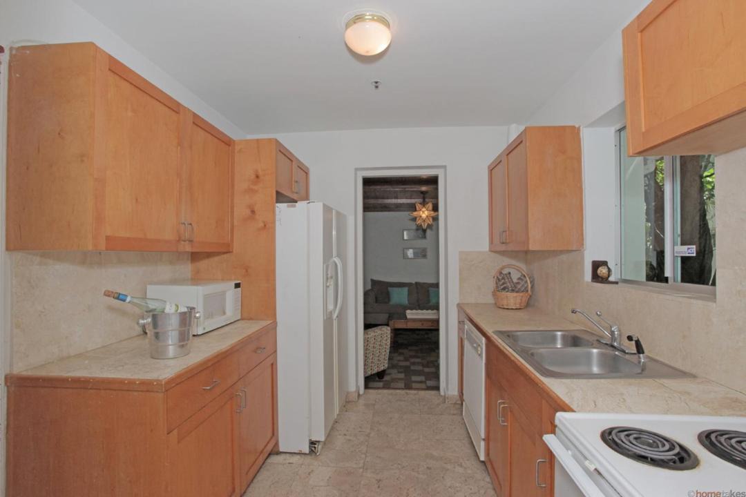 Photo of Kitchen in West Avenue