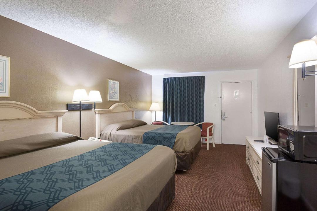 Photo of Bedroom in Lake City