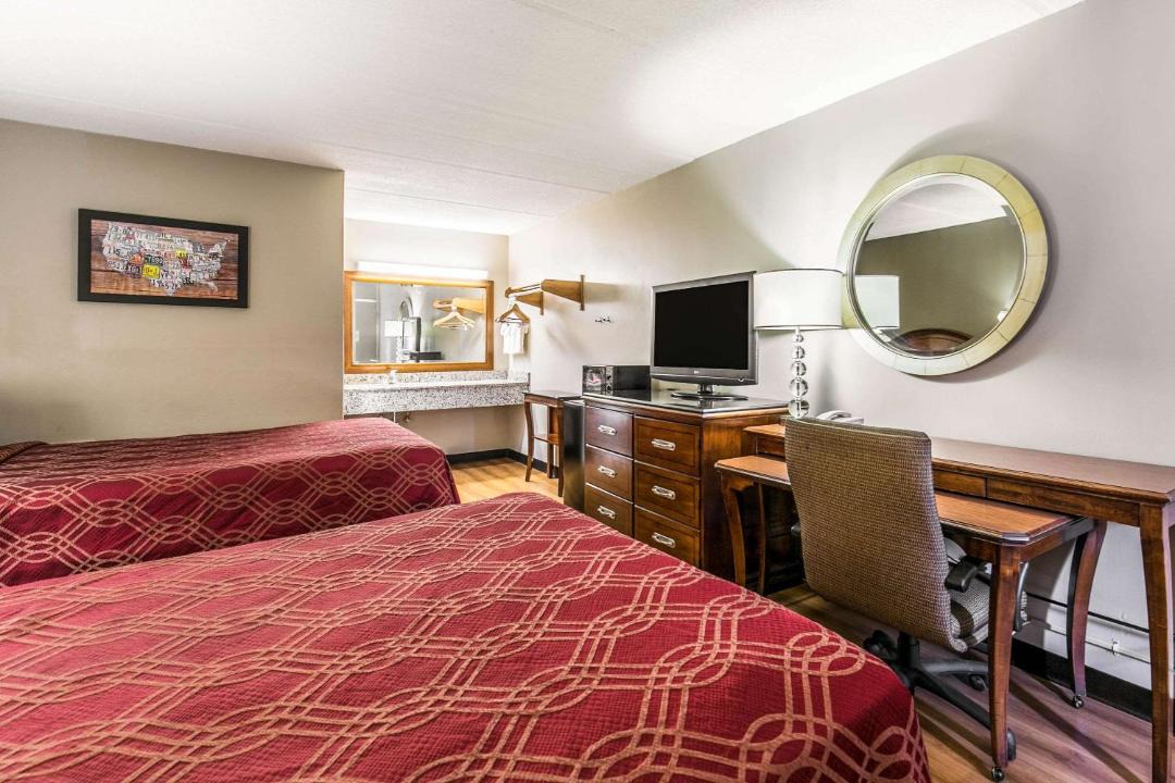 Photo of Bedroom in Tallahassee