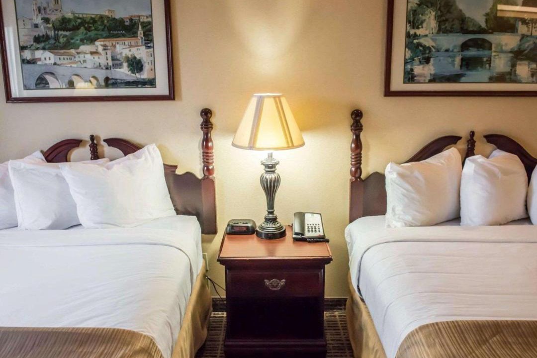 Photo of Bedroom in Lake City