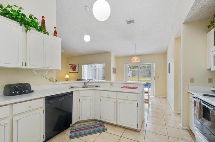 Photo of Kitchen in Indian Ridge