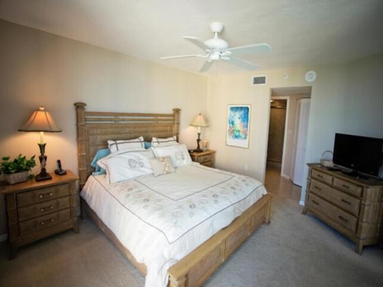 Photo of Bedroom in Park Shore
