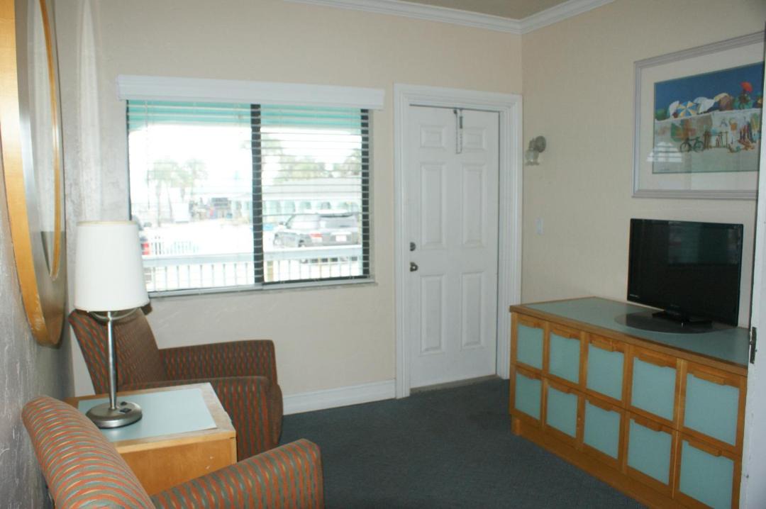 Photo of Livingroom in New Smyrna Beach