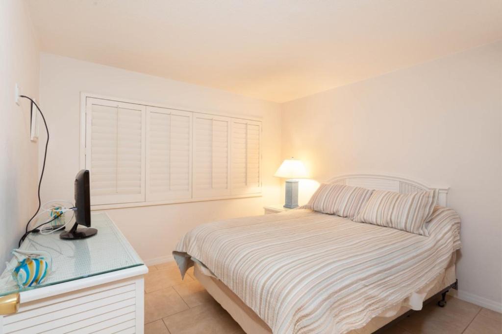 Photo of Bedroom in Bonita Springs