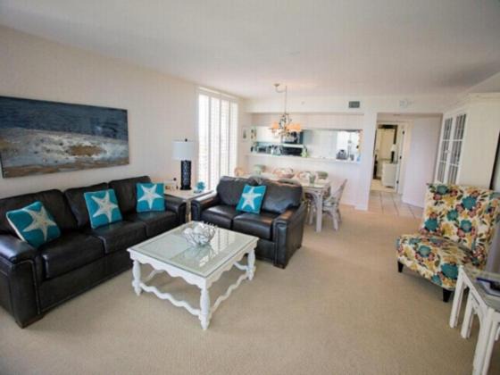 Photo of Livingroom in Park Shore