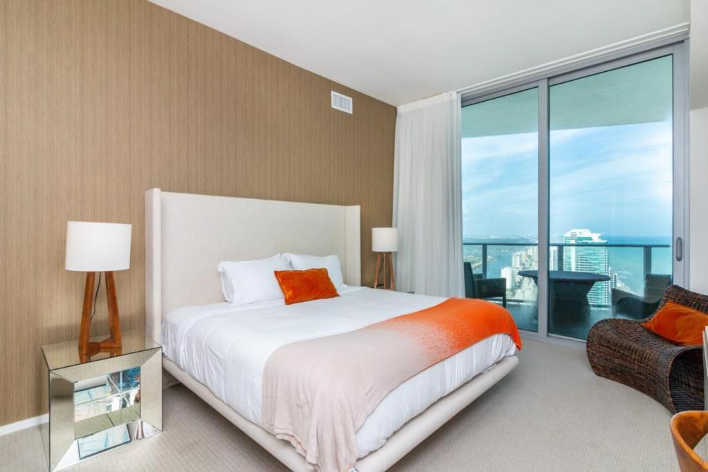 Photo of Bedroom in Hollywood South Central Beach