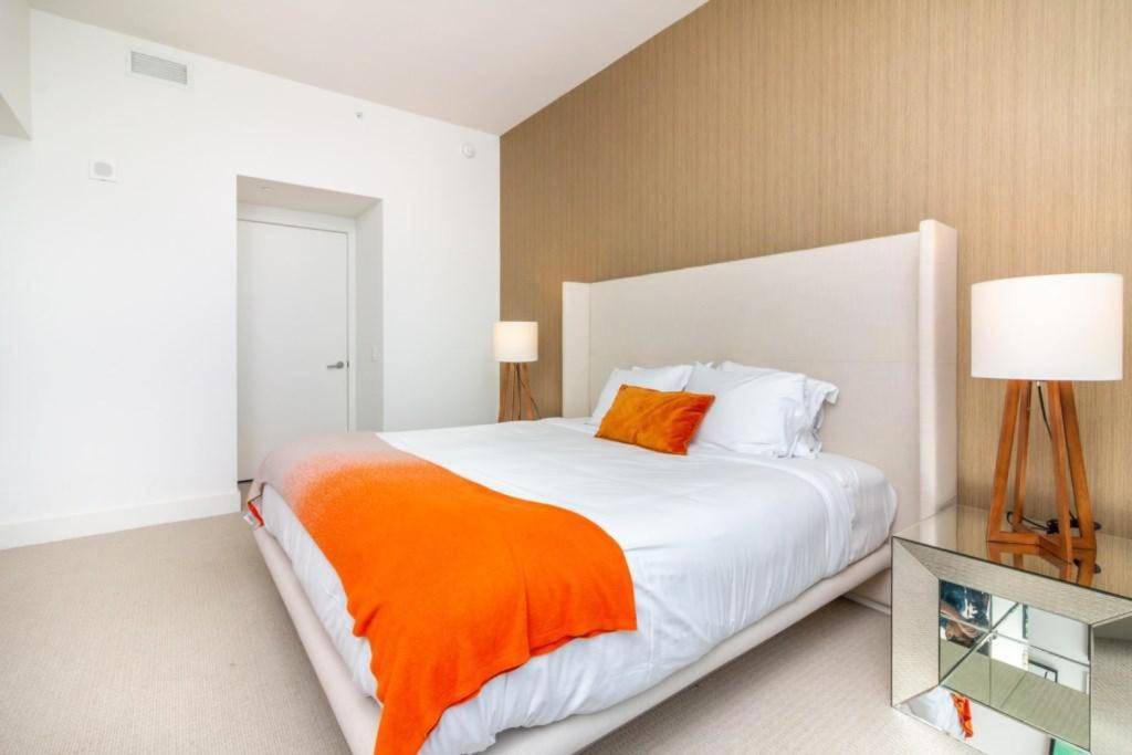 Photo of Bedroom in Hollywood South Central Beach