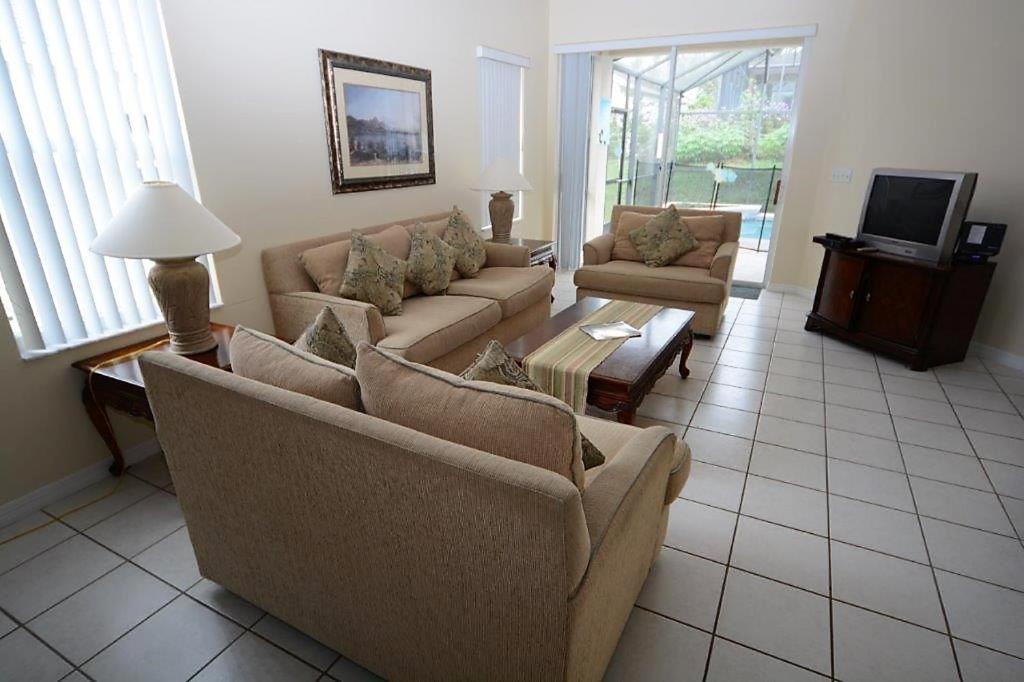 Photo of Livingroom in Tuscan Ridge