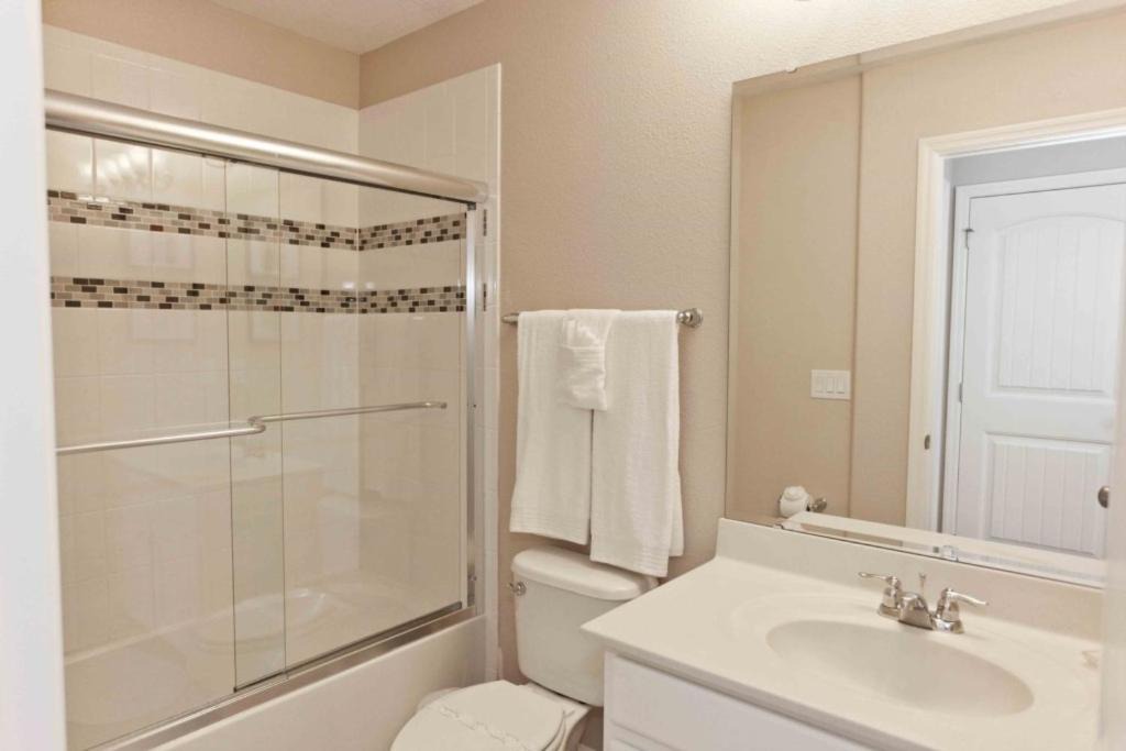 Photo of Bathroom in Loughman