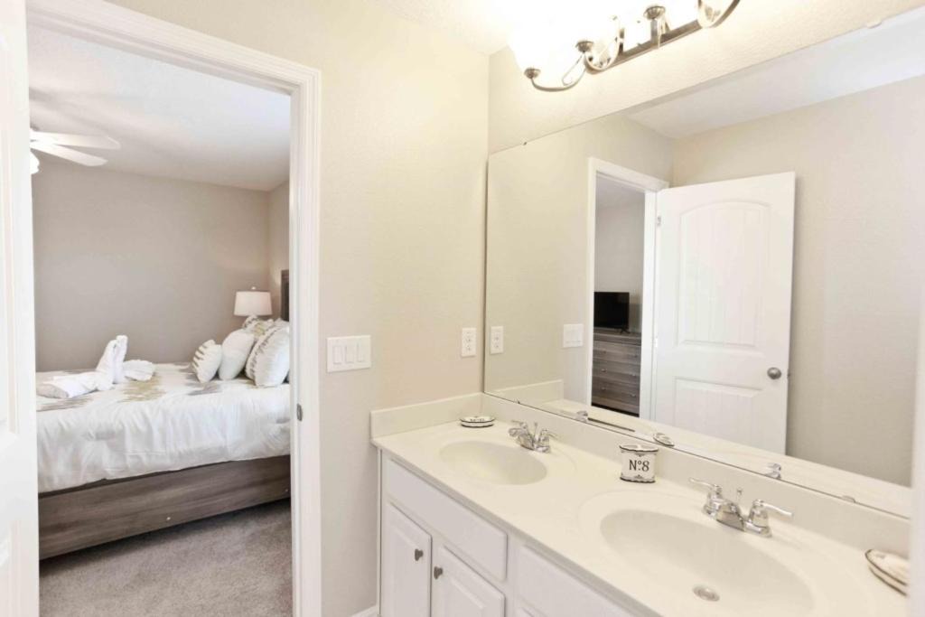 Photo of Bathroom in Loughman