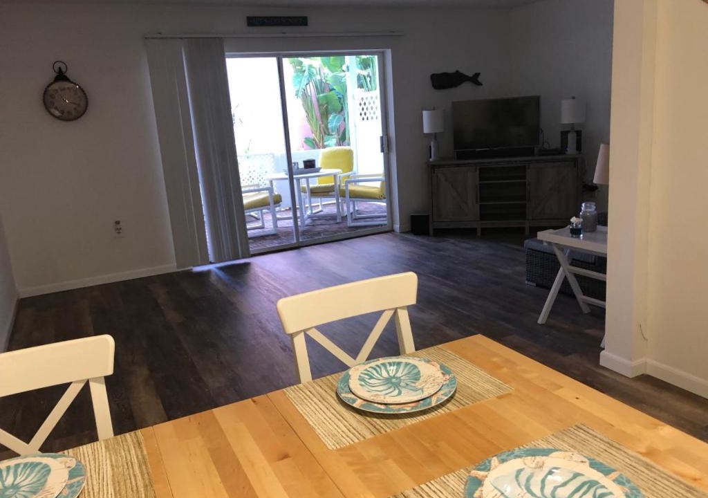 Photo of Livingroom in Bayview