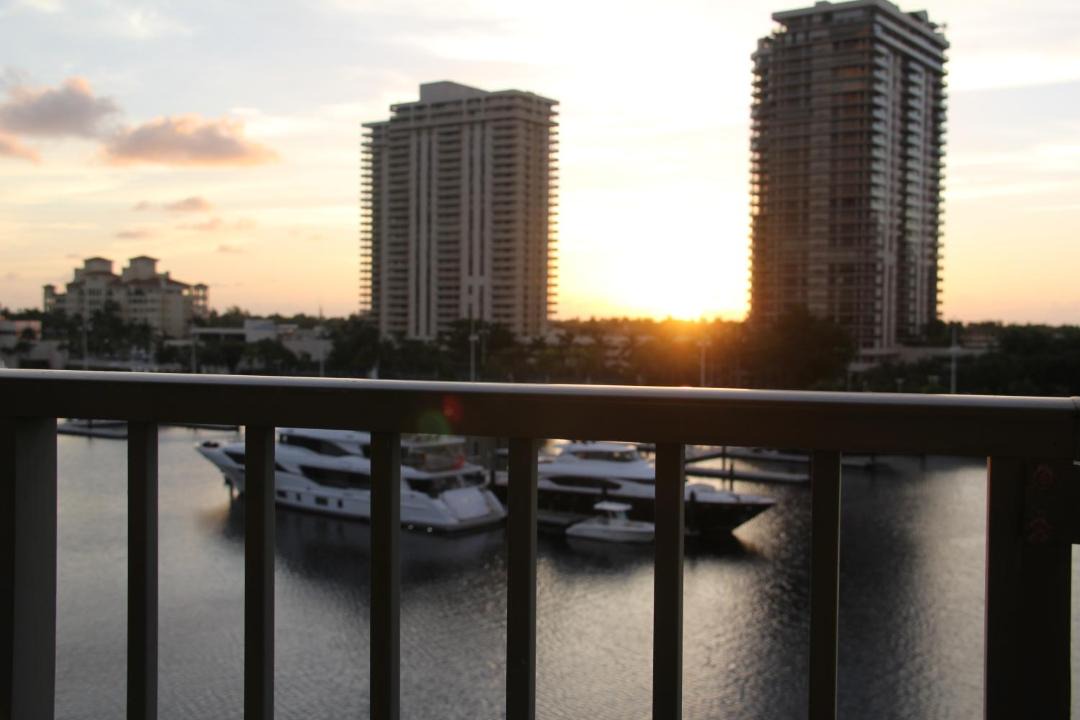 Photo of Others in Aventura