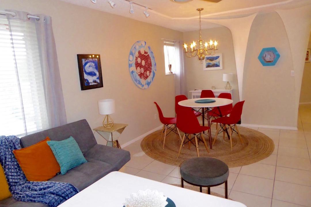 Photo of Livingroom in South Palm Park Neighborhood Association