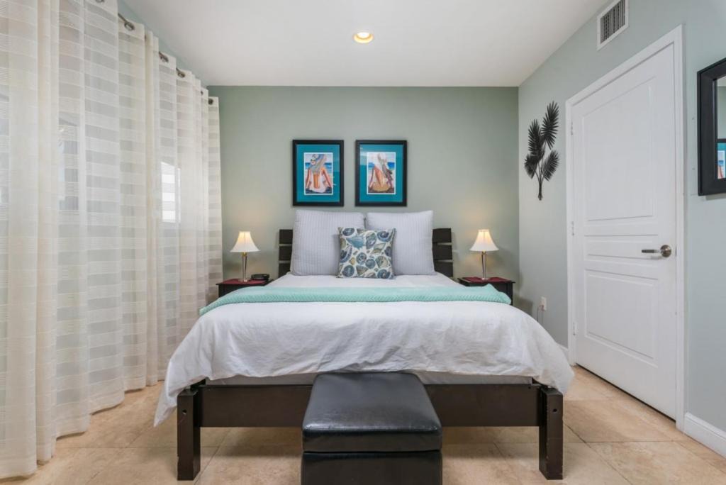 Photo of Bedroom in South Pointe