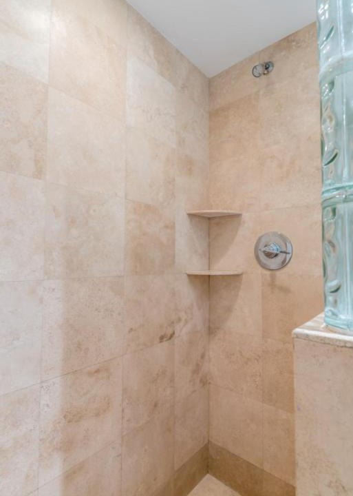 Photo of Bathroom in South Pointe