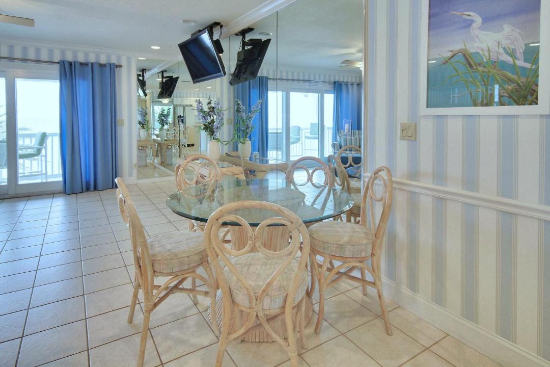 Photo of Livingroom in Sunset Reef