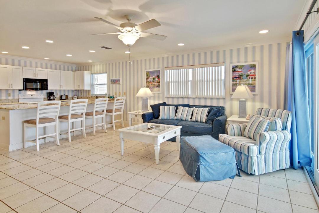 Photo of Livingroom in Sunset Reef