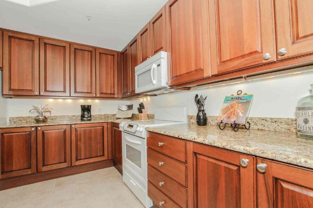Photo of Kitchen in Royal Harbor