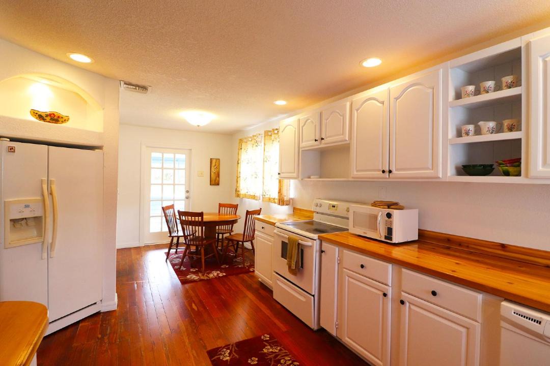 Photo of Kitchen in Astor