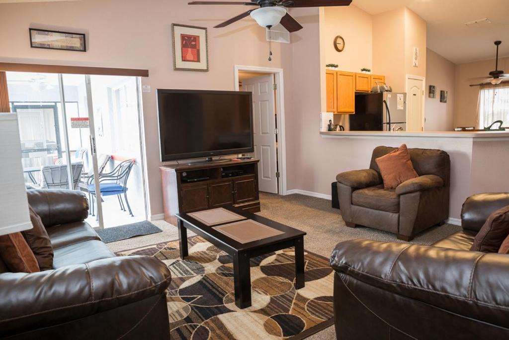 Photo of Others in Hillcrest Estates
