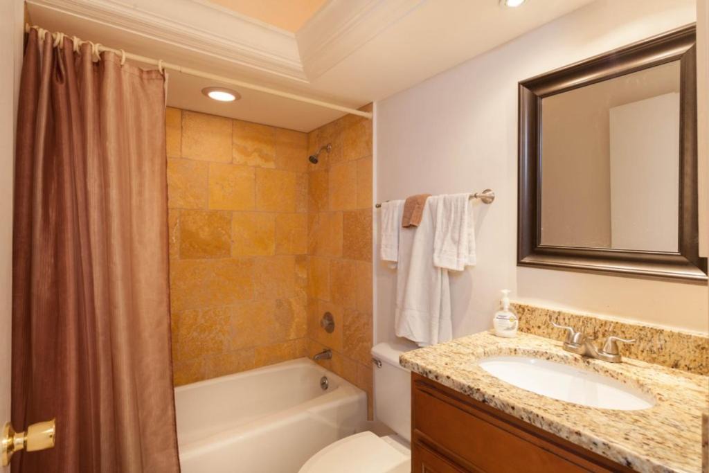 Photo of Bathroom in Bonita Springs
