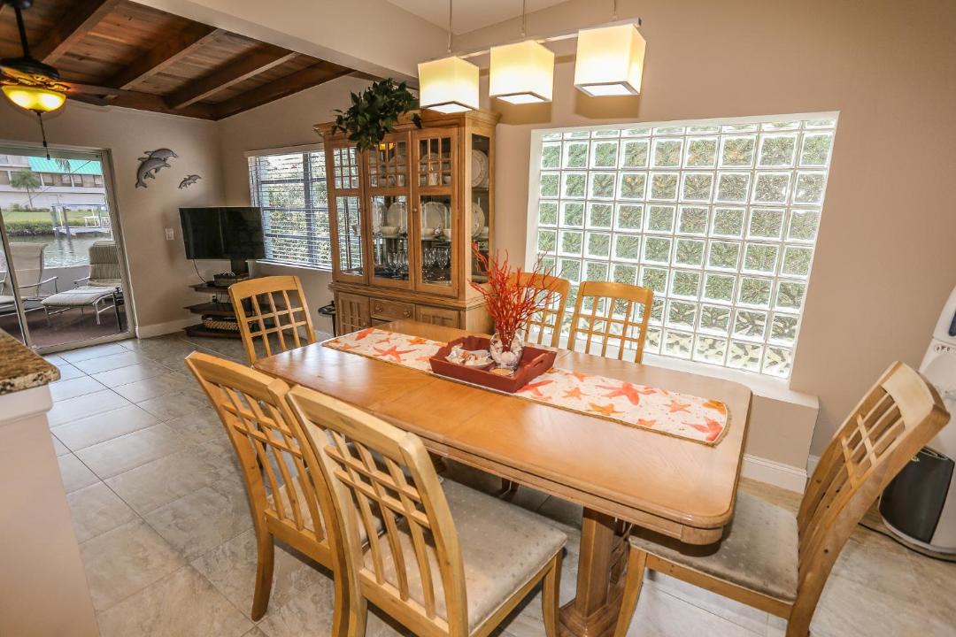 Photo of Livingroom in Siesta Isle
