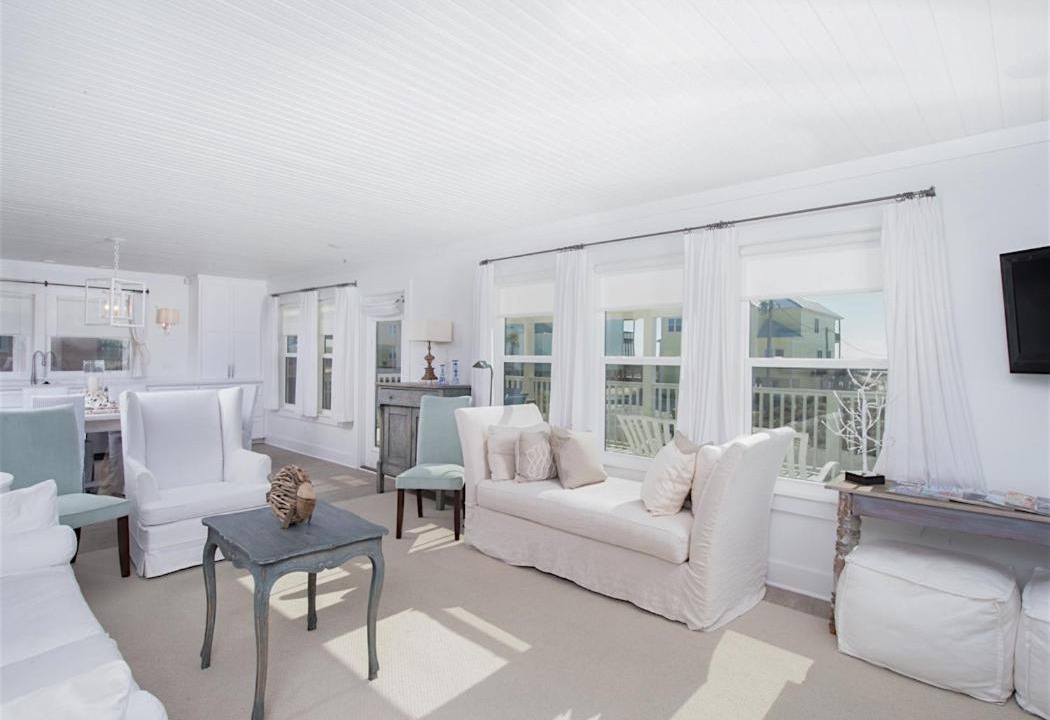 Photo of Livingroom in Southpointe