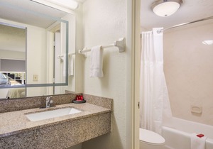 SureStay Hotel by Best Western Sarasota North