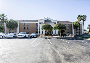 Comfort Inn & Suites DeLand - Near University