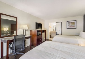SureStay Hotel by Best Western Sarasota North