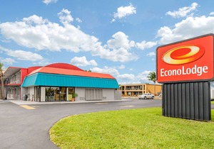 Econo Lodge North