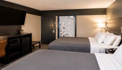 Suite, 2 Queen Beds, Non Smoking, Kitchen (Full Kitchen)