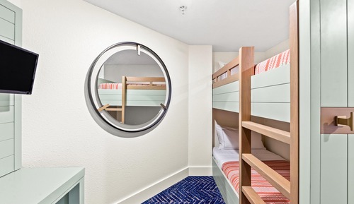 Junior Suite, 1 King Bed, Beach View