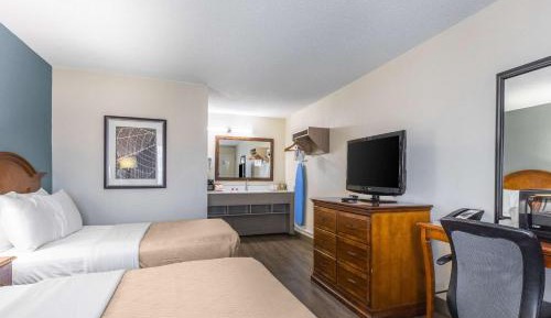 Double Room with Two Double Beds - Smoking