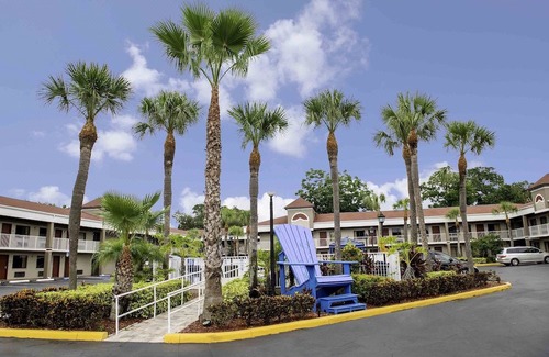 Virginia Park Hotel | Hotel South Tampa & Suites