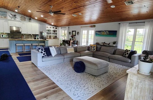 Palm City House | Key West Style - Two-Story Tiki Retreat