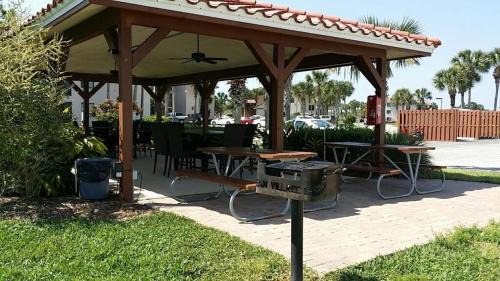 Butler Beach House | Ocean Village Club J33