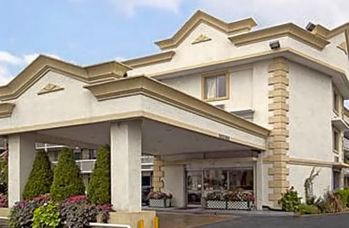 Arlington Heights Hotel | Days Inn by Wyndham Arlington Pentagon