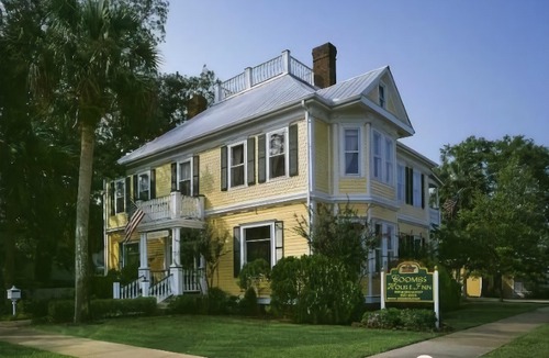 Historic Downtown Apalachicola Hotel | Coombs Inn & Suites, Ascend Hotel Collection
