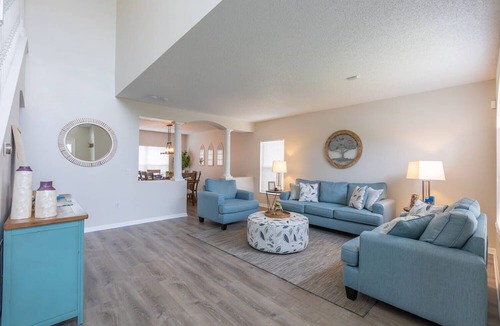 Poinciana House | Getaway & Comfy House w/ Pool!