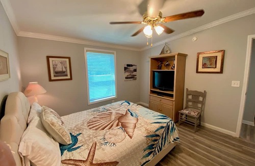 Crawfordville House | Kathy's Cove - Charming 3 bedroom house with AC and WiFi in Crawfordville