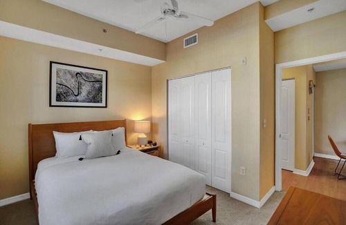 South Miami Apartment | Two Bedroom Apartment Near Five Guys MIA