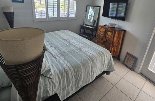 Indian Waterways House | Bay-front, family compound in Tavernier is the perfect Keys retreat.