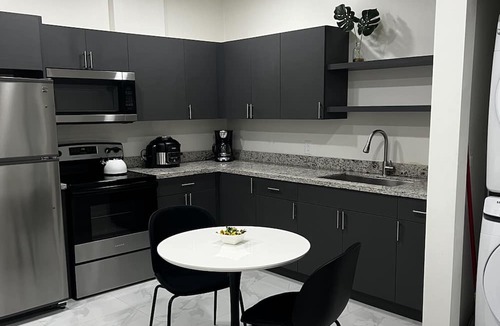 Tamiami Apartment | Hermoso Apartamento con Todas las Comodidades