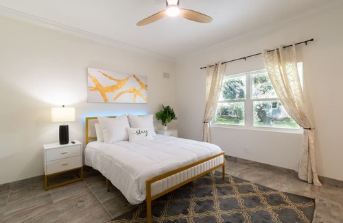 Crescent Beach Condo | Condo #2 Luxury 2BD 2BTH