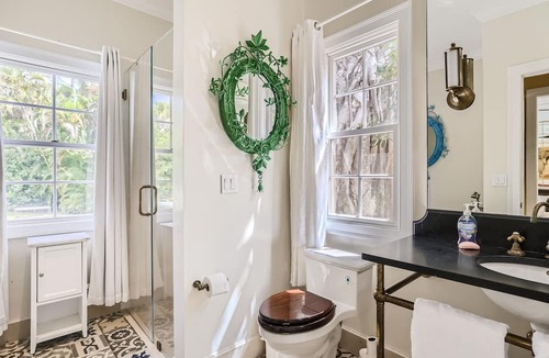 Palm Beach - West Palm Beach House | Fatio desigend 5 bd/6.5 ba Estate | Private Pool | Beach acccess | Quiet North End